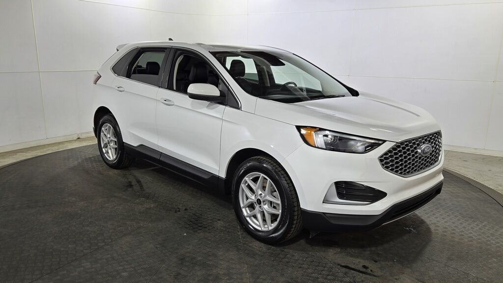 2023 Ford Edge